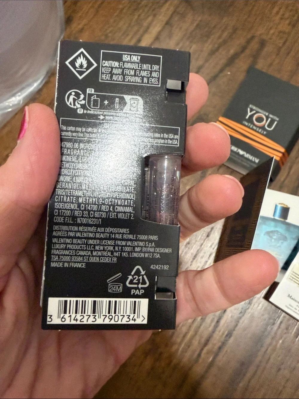 11 fragrance samples - Picture 7 of 15